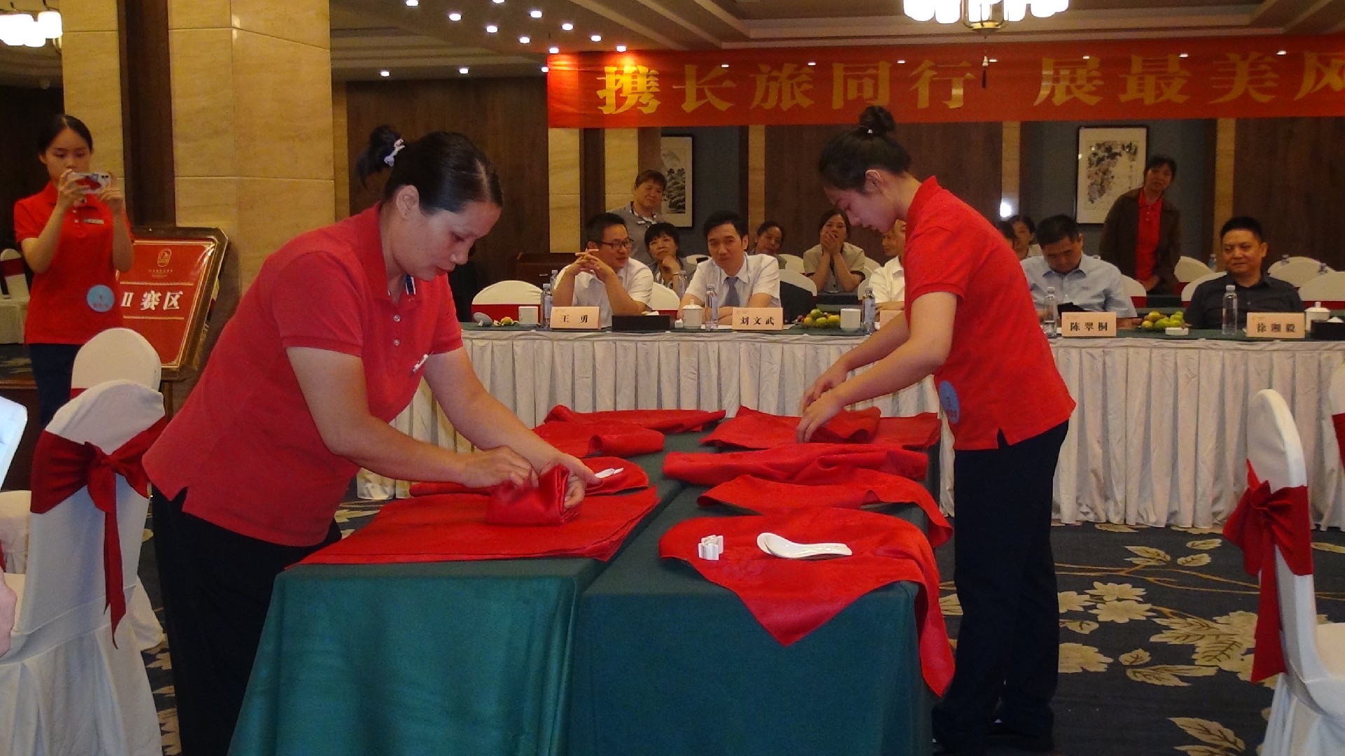 1663826900212732.jpg 擺臺.JPG