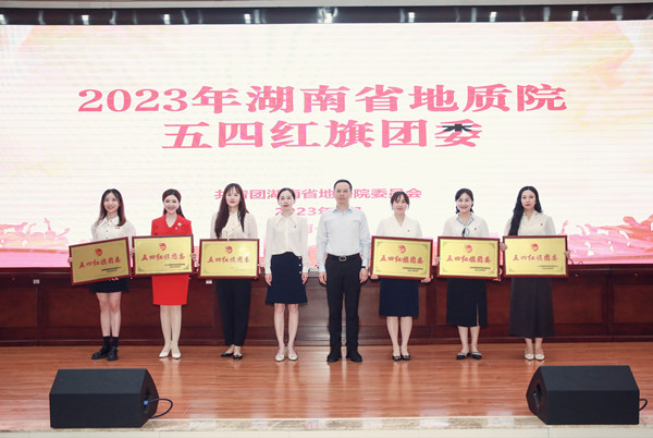 1684824812720366.jpg e4258ecace024783bb9b797228105058.jpg